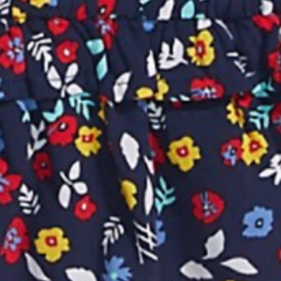 Tommy Hilfiger Ruffle Sleeve Smocked Print top NWT - Picture 3 of 8